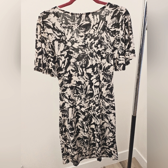 Nwt Kaileigh stitch fix edith faux wrap dress med petite - Picture 3 of 7